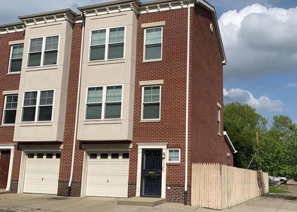 1301 N Marshall Street - Photo 1