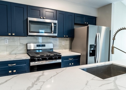 915 Sirocco Dr - Photo 1