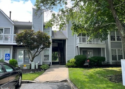 75 Kenwood - Photo 1