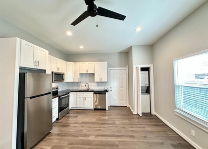 225 N Everton Street - Photo 1