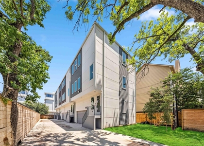 1111 W 21st Street - Photo 1