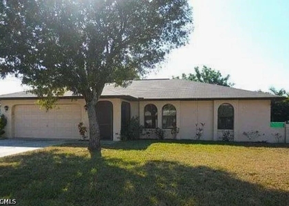 1420 Se 19th Street - Photo 1