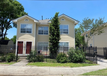 5007 Polk Street - Photo 1