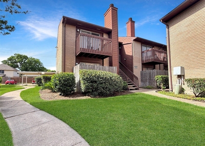 12905 Woodforest Boulevard - Photo 1