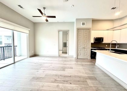 401 W 25th Street - Photo 1