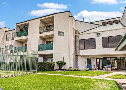 2826 S Bartell Drive - Photo 1
