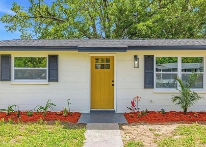 39252 Heights Avenue - Photo 1