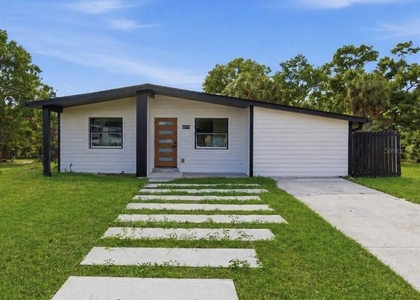 6713 S Mascotte Street - Photo 1