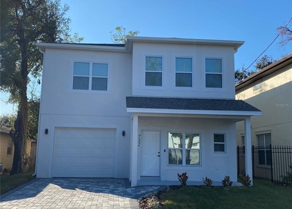 732 S Lee Avenue - Photo 1