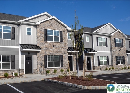 1411 Greenview Drive - Photo 1