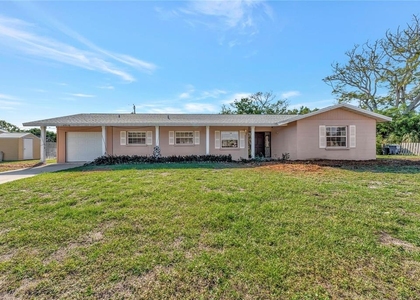 2916 Woodcrest Drive - Photo 1