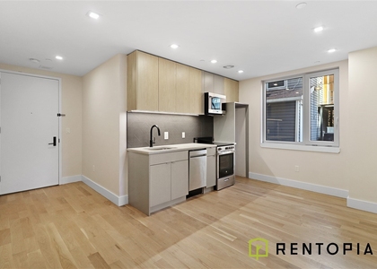 302 Graham Avenue - Photo 1