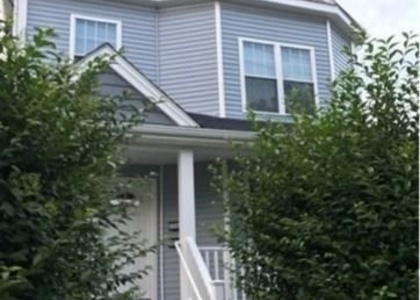 206 Scofield Avenue - Photo 1