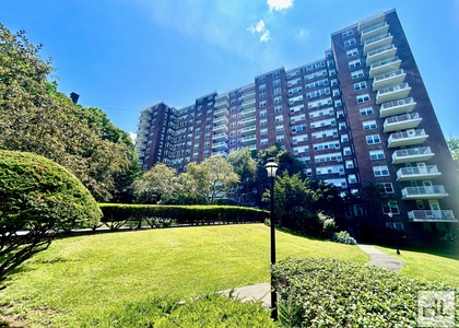 West 246th Street - Photo 1