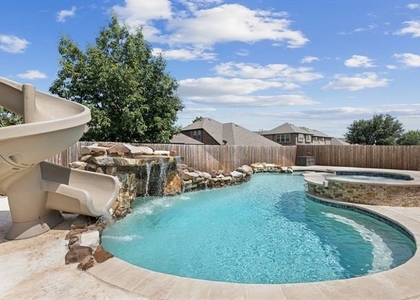 512 Eastbrook Drive - Photo 1