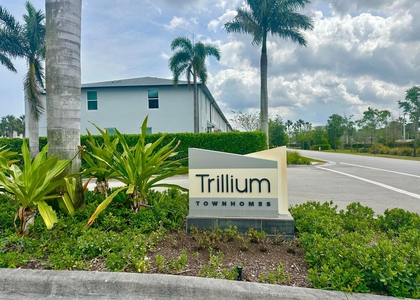 2410 Se Tarvest Way - Photo 1