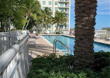 350 N Federal Highway - Photo 1