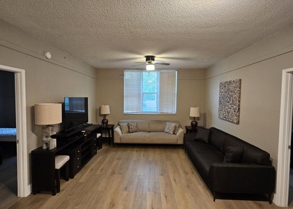 780 S Sapodilla Avenue - Photo 1