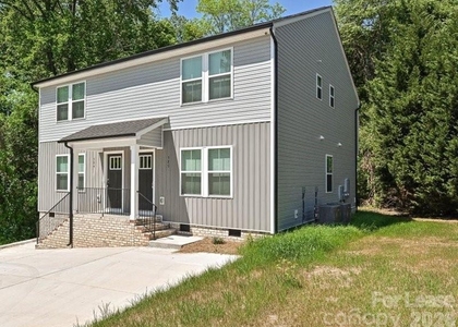 584 Pleasant Avenue - Photo 1