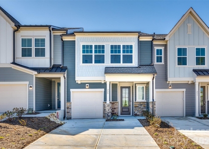 229 Brooks Springs Drive - Photo 1