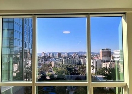 877 Francisco - Photo 1