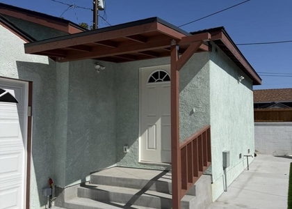 945 S H Street - Photo 1