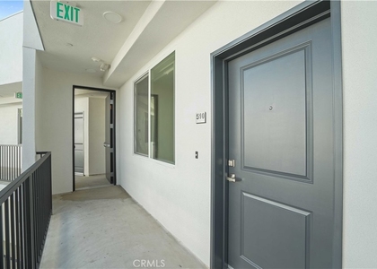 8750 Sepulveda Boulevard - Photo 1