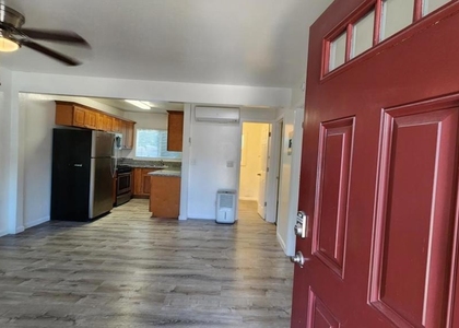 728 W 1st Avenue - Photo 1