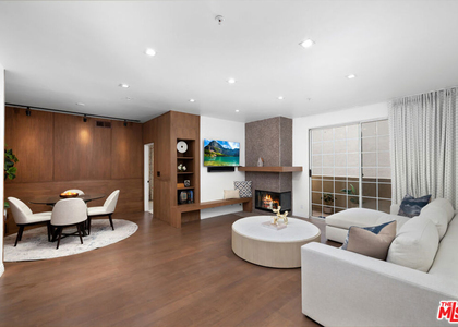 930 N Doheny Drive - Photo 1