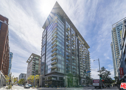 1100 S Hope Street - Photo 1