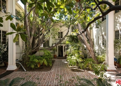 1241 N Crescent Heights Boulev - Photo 1