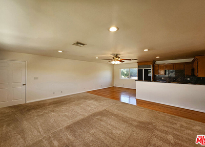 22040 Wyandotte Street - Photo 1