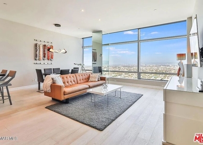 900 W Olympic Boulevard - Photo 1