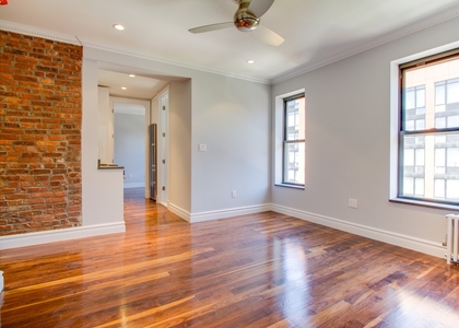 Lexington Avenue and East 101s - Photo 1