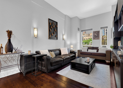 250 E 49th Street - Photo 1