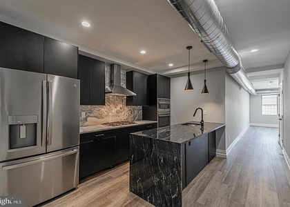 526 Brown Street - Photo 1