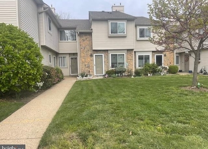 14 Chatham Court - Photo 1
