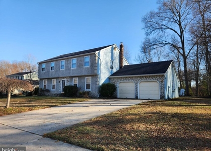 4 Oriole Drive - Photo 1