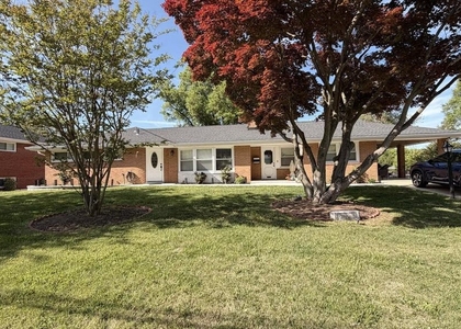 4108 Kenny Street - Photo 1
