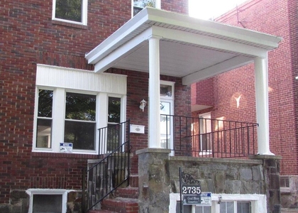 2735 Chesterfield Avenue - Photo 1