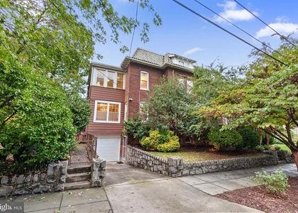 1501 Crittenden Street Nw - Photo 1