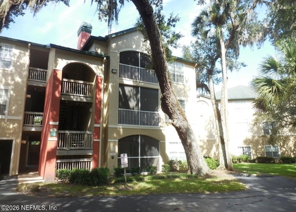 160 Veracruz Drive - Photo 1