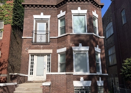 6151 S Langley Avenue - Photo 1
