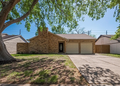 319 Gentilly Dr - Photo 1