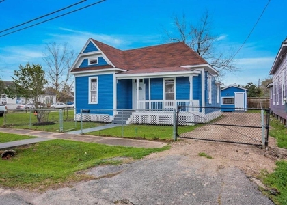 2205 Sumpter Street - Photo 1