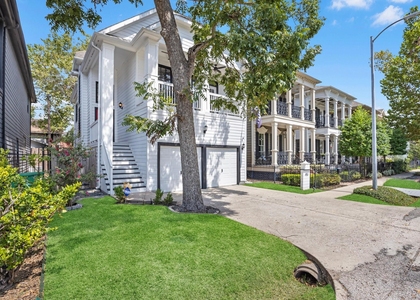 403 E 25th Street - Photo 1
