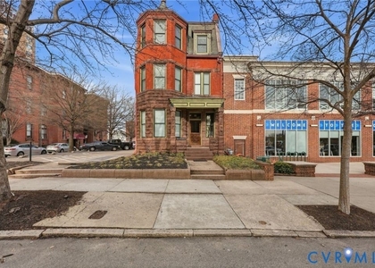 18 W Franklin Street - Photo 1