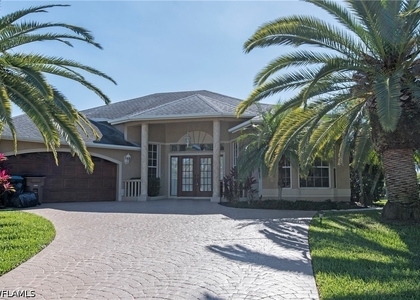 2806 Sw 39th Street - Photo 1
