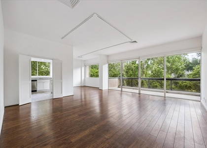 49 Briar Hollow Lane - Photo 1
