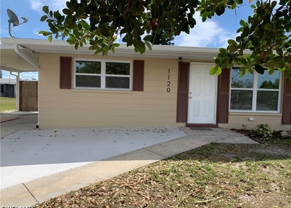1120 Vineyard Street - Photo 1